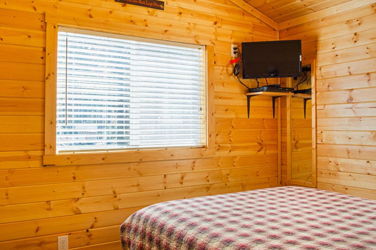 Bend-Sunriver Camping Resort Cottage 1 المظهر الخارجي الصورة